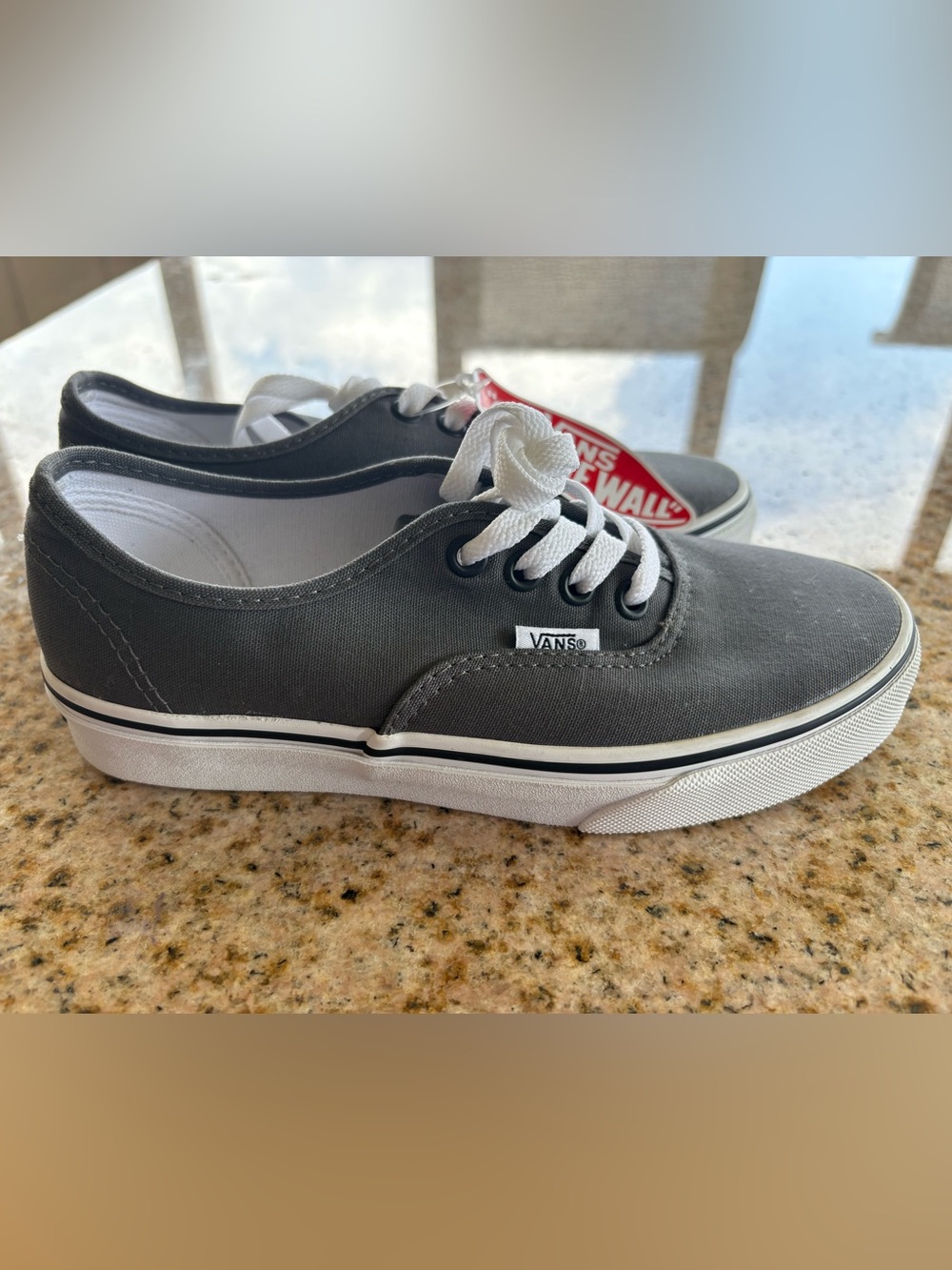 NWT Vans men’s 3.5/ women’s 5 Authentic Canvas Sneakers - Charcoal Gray